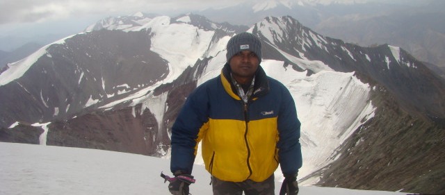 Day 7: A climb to the summit of Stok Kangri at 20,135ft